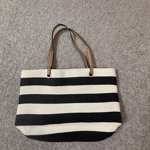 Large Sun ’N’ Sand Accessories Striped Tote Bag – Black & White - Picture 1 of 8